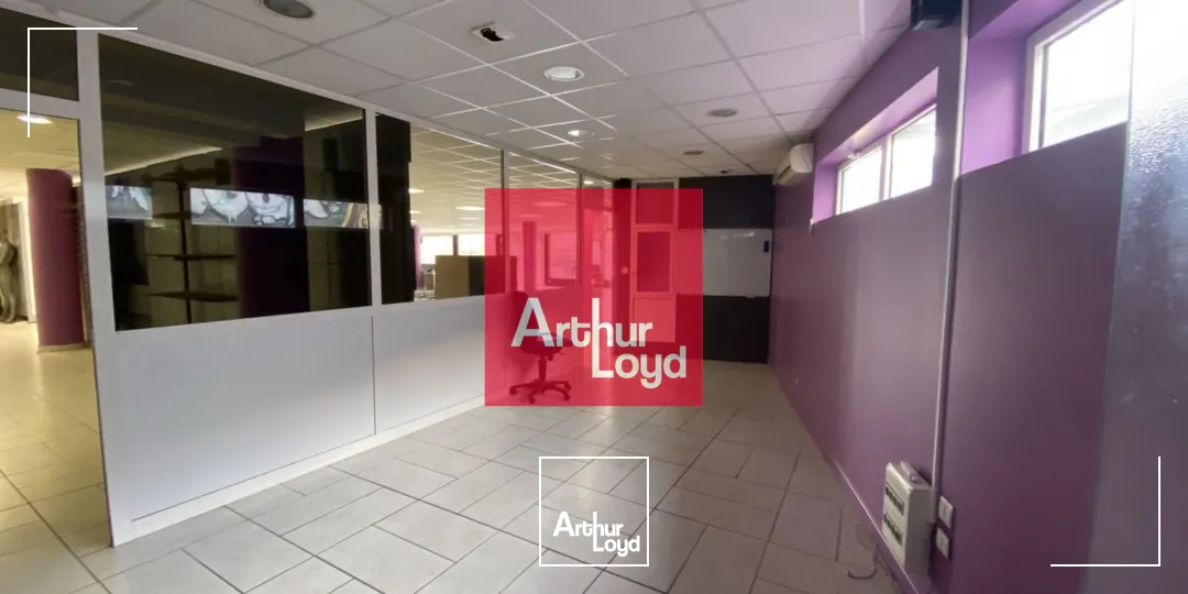 Locaux commerciaux - Vente - SAINT MARTIN LE VINOUX - 38950 - 553.7-553.7 - 7773140