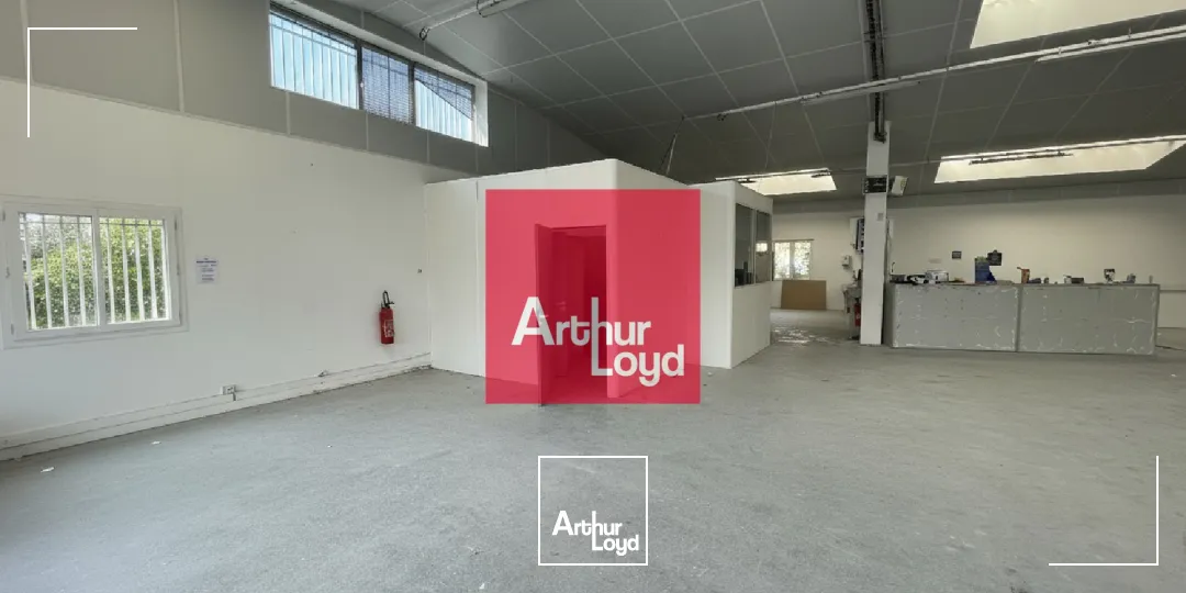 Locaux d'activité & Entrepôts - Location - VOIRON - 38500 - 414-414 - 7773666