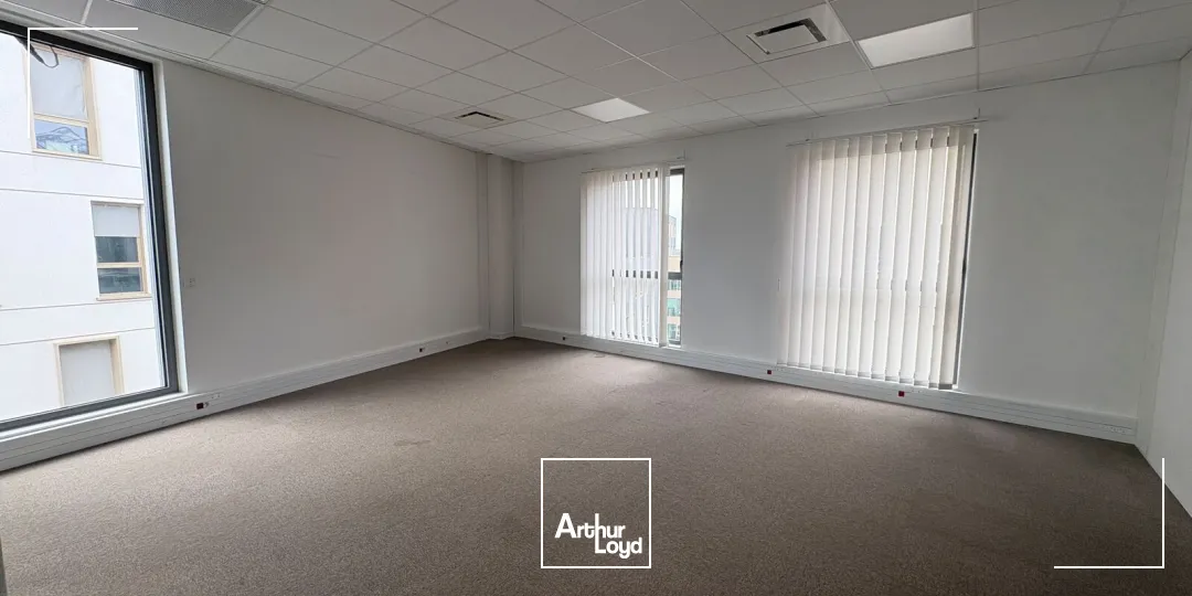 Bureaux - Location - FLEURY LES AUBRAIS - 45400 - 302.99-302.99 - 7773974