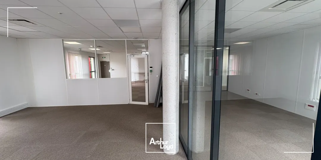 Bureaux - Location - FLEURY LES AUBRAIS - 45400 - 302.99-302.99 - 7773978
