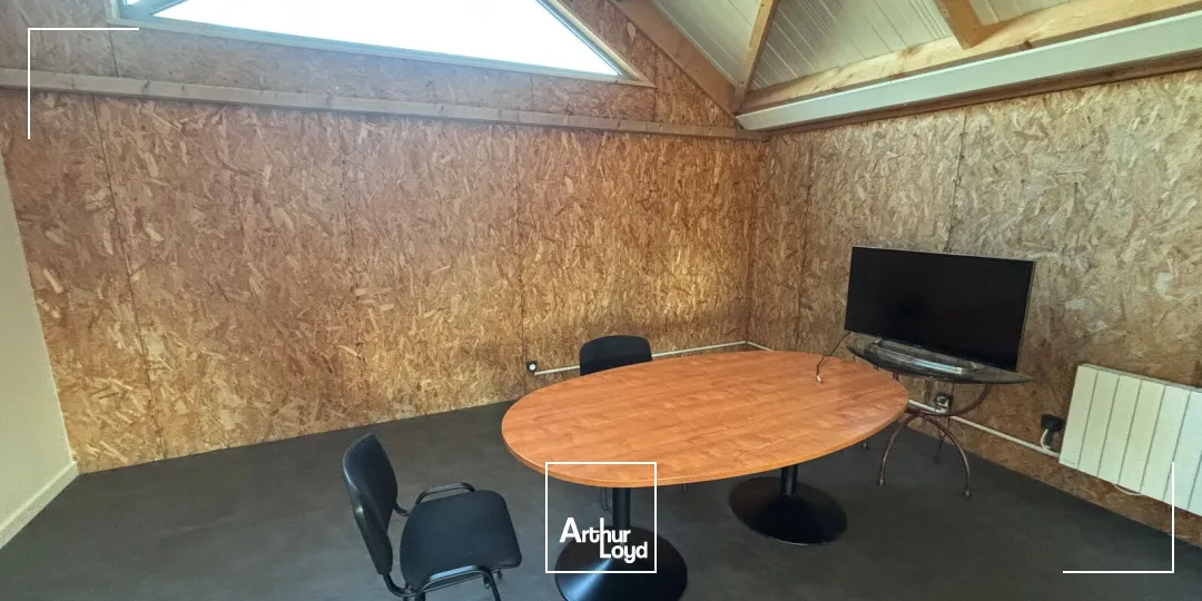 Locaux d'activité & Entrepôts - Location - SAINT HERBLAIN - 44800 - 194-400 - 7774073