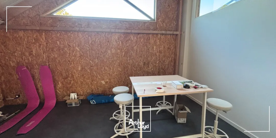 Locaux d'activité & Entrepôts - Location - SAINT HERBLAIN - 44800 - 194-400 - 7774070