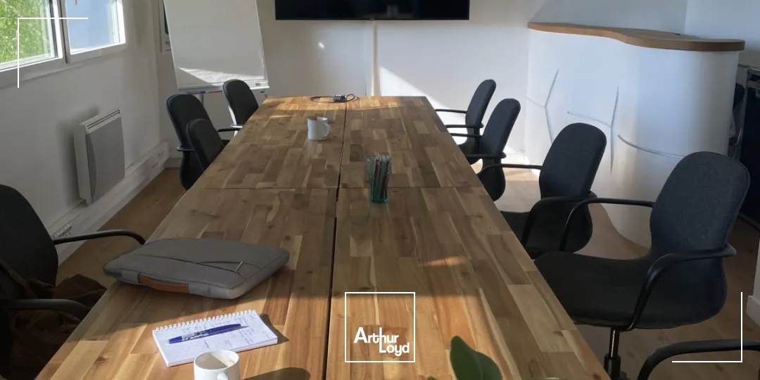 Locaux d'activité & Entrepôts - Vente - LA CHAPELLE SUR ERDRE - 44240 - 872-872 - 7774087