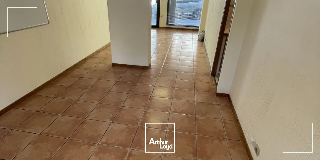 Locaux commerciaux - Location - EVREUX - 27000 - 35.5-35.5 - 7774190