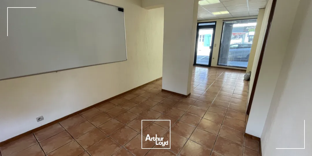 Locaux commerciaux - Location - EVREUX - 27000 - 35.5-35.5 - 7774184