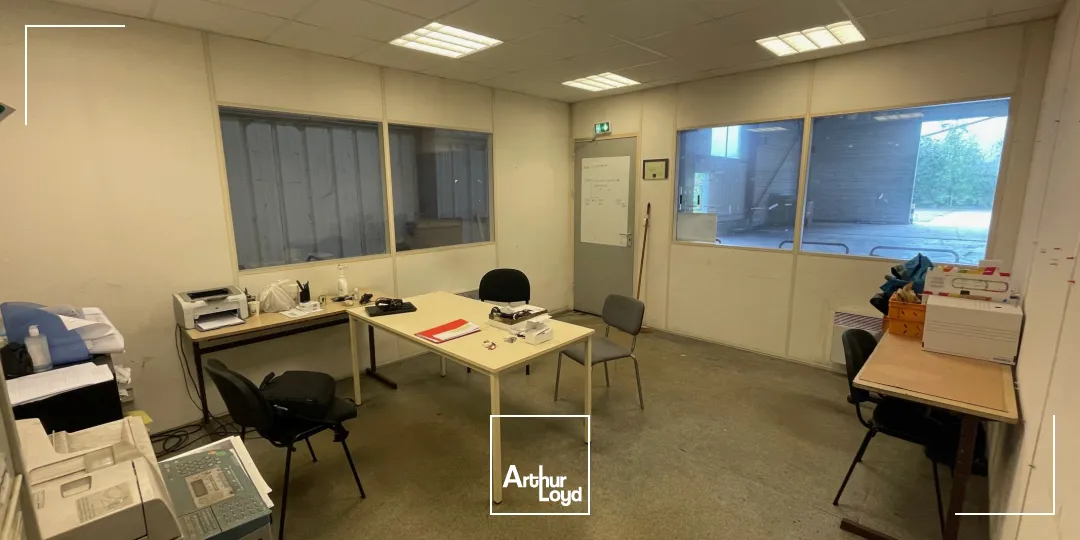 Locaux d'activité & Entrepôts - Location - GAILLON - 27600 - 323-323 - 7774197