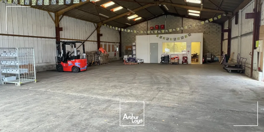 Locaux d'activité & Entrepôts - Location - GAILLON - 27600 - 323-323 - 7774196