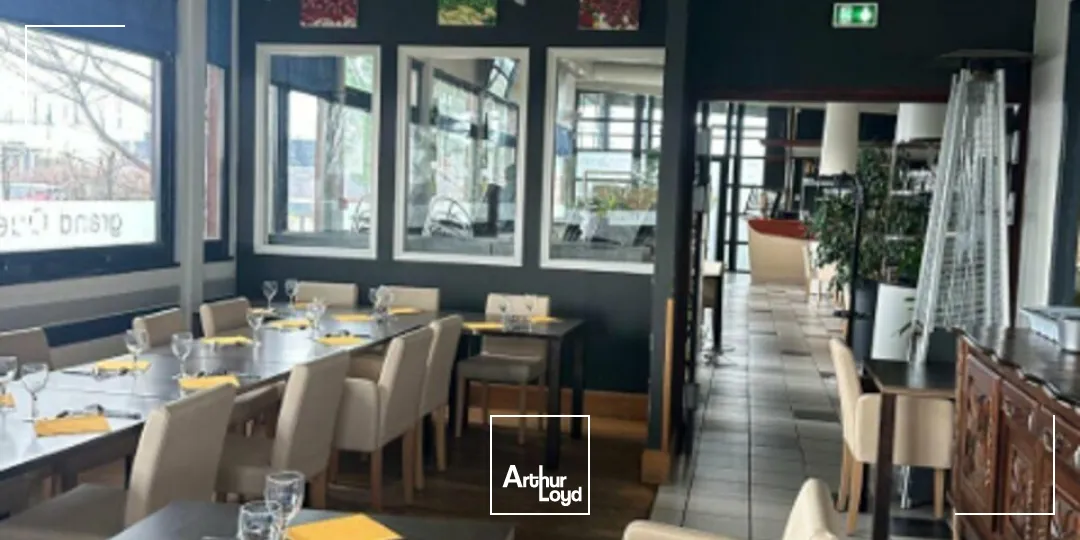 Locaux commerciaux - Vente - SAINT-DOULCHARD - 18230 - 595-595 - 7774728