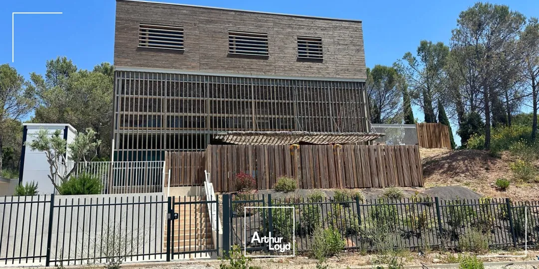 Bureaux - Location - GARDANNE - 13120 - 10-111.65 - 7774741