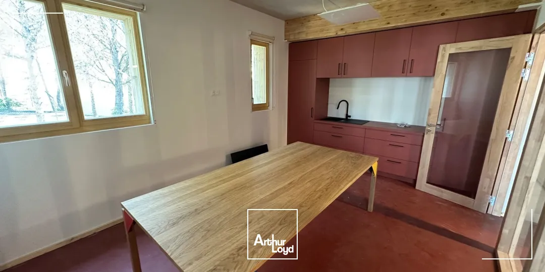 Bureaux - Location - GARDANNE - 13120 - 10-111.65 - 7774745