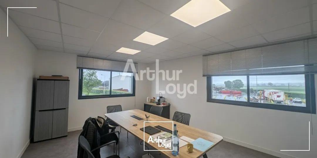 Locaux d'activité & Entrepôts - Vente - BELLEVIGNE-LES-CHÂTEAUX - 49260 - 872-872 - 7776517