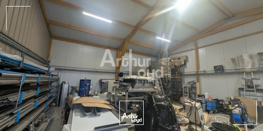 Locaux d'activité & Entrepôts - Vente - BELLEVIGNE-LES-CHÂTEAUX - 49260 - 872-872 - 7776515