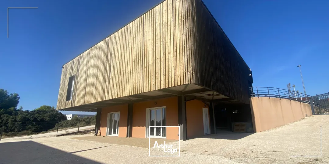 Locaux d'activité & Entrepôts - Vente - LAMBESC - 13410 - 252-252 - 7776597