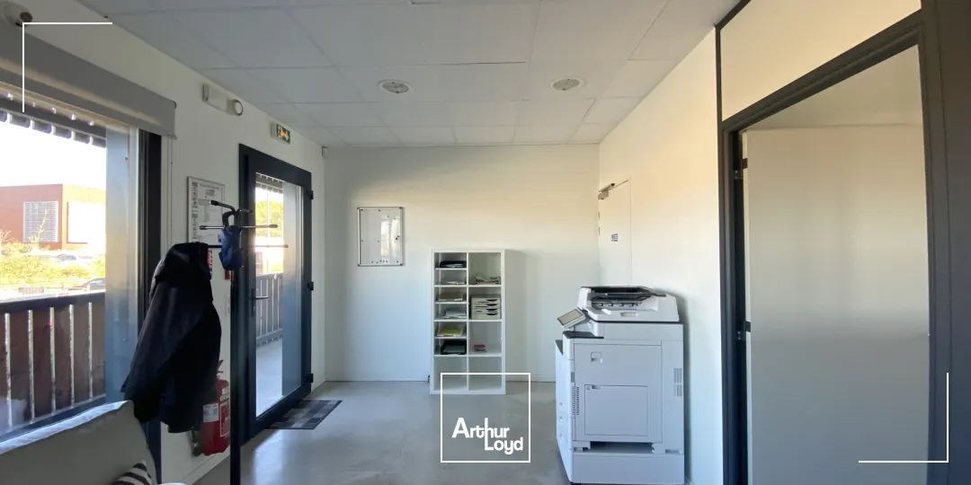 Locaux d'activité & Entrepôts - Vente - LAMBESC - 13410 - 252-252 - 7776598