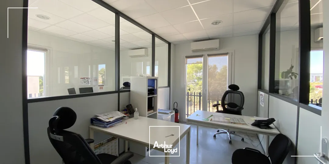 Locaux d'activité & Entrepôts - Vente - LAMBESC - 13410 - 252-252 - 7776600