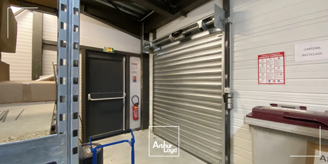 Locaux d'activité & Entrepôts - Vente - LAMBESC - 13410 - 252-252 - 7776601