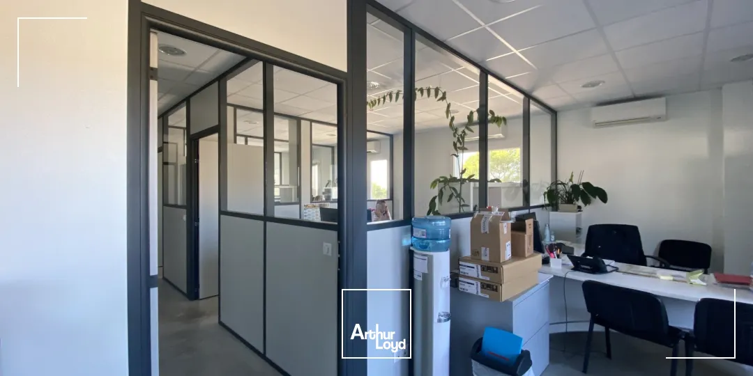 Locaux d'activité & Entrepôts - Vente - LAMBESC - 13410 - 252-252 - 7776599