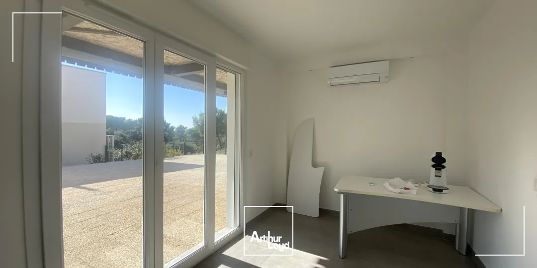 Locaux d'activité & Entrepôts - Vente - LAMBESC - 13410 - 252-252 - 7776605