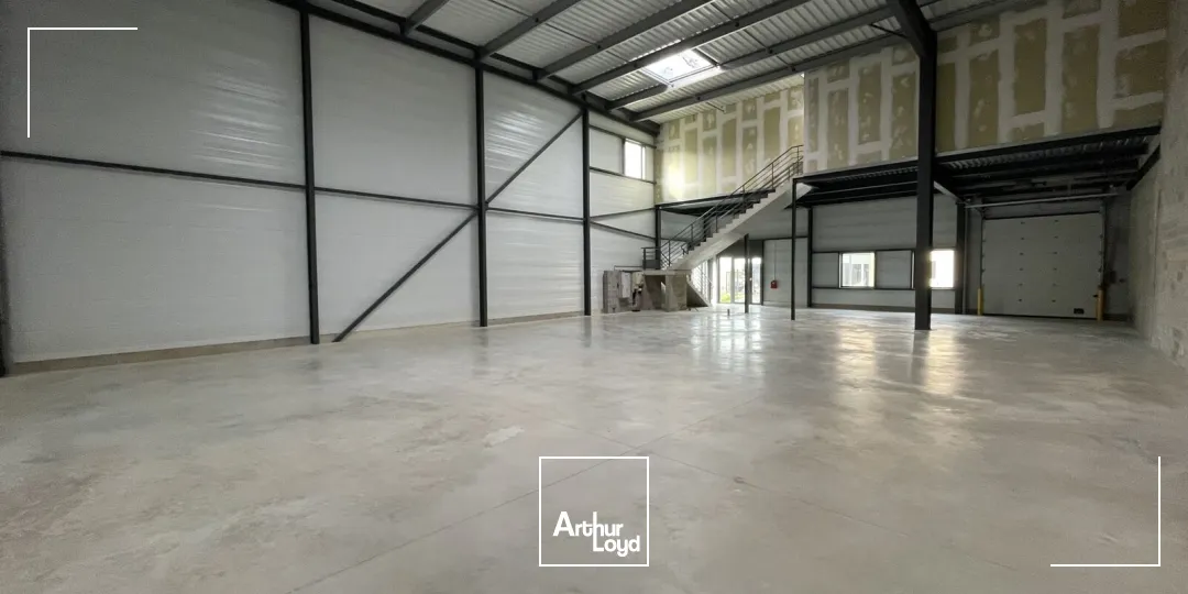 Locaux d'activité & Entrepôts - Location - OISSEL - 76350 - 192-3600 - 7776834