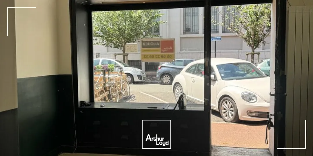 Locaux commerciaux - Location - BAYONNE - 64100 - 20-20 - 7777402