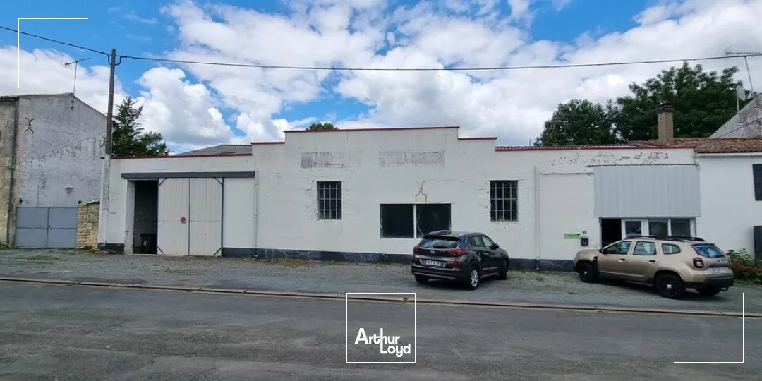 Locaux d'activité & Entrepôts - Vente - MAUZÉ-SUR-LE-MIGNON - 79210 - 482-482 - 7777437