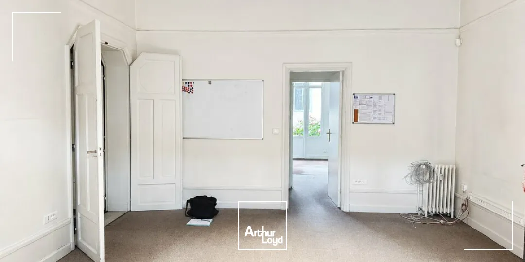 Bureaux - Location - TOURS - 37000 - 100-100 - 7777457
