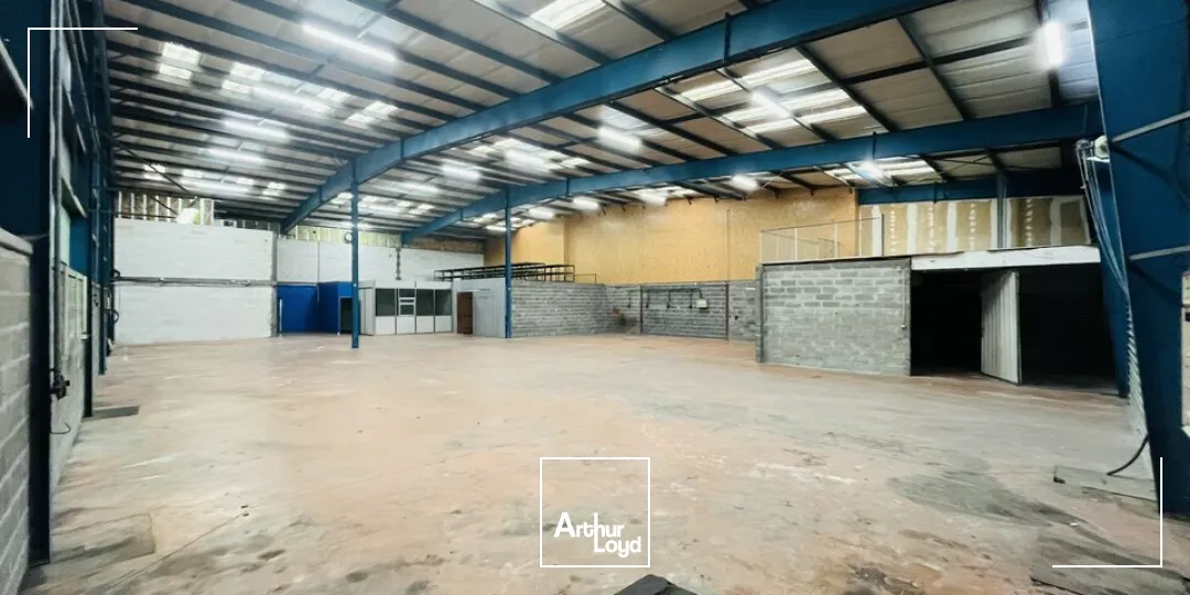 Locaux d'activité & Entrepôts - Location - GONFREVILLE-L'ORCHER - 76700 - 920-920 - 7777474