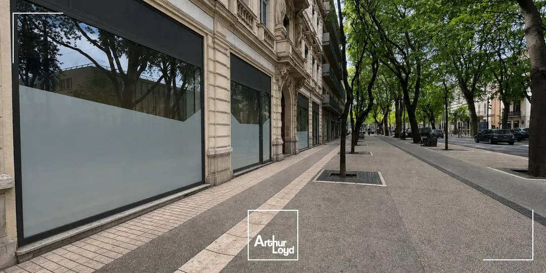 Locaux commerciaux - Location - NIMES - 30000 - 173-173 - 7777571