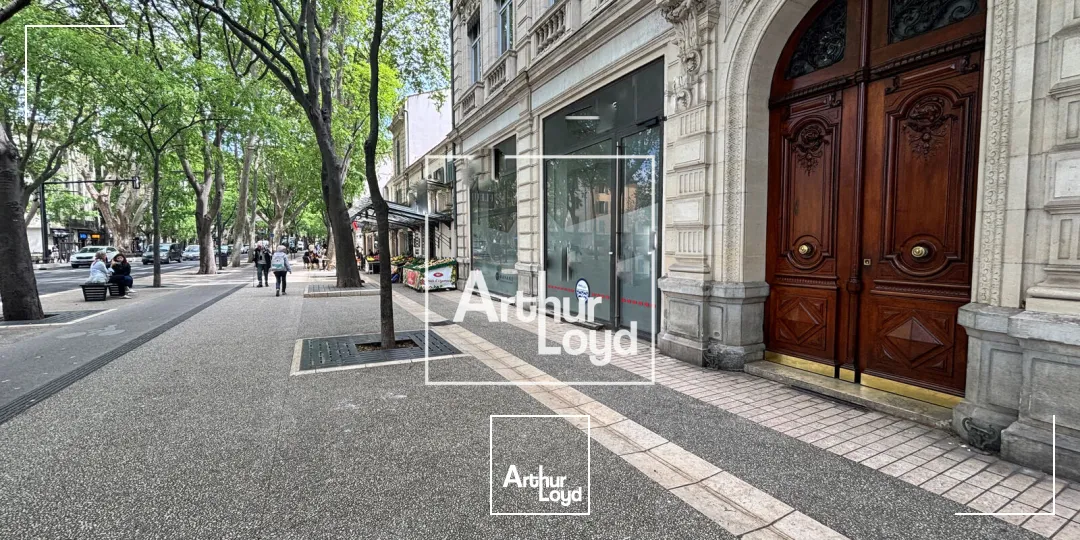 Locaux commerciaux - Location - NIMES - 30000 - 173-173 - 7777574
