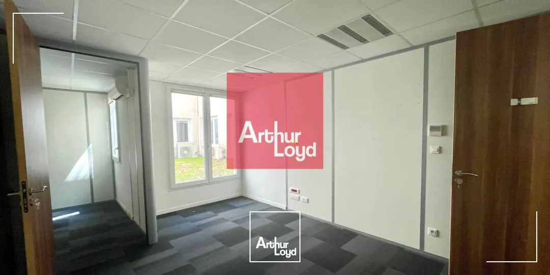 Bureaux - Location - NIMES - 30000 - 252.52-252.52 - 7777588
