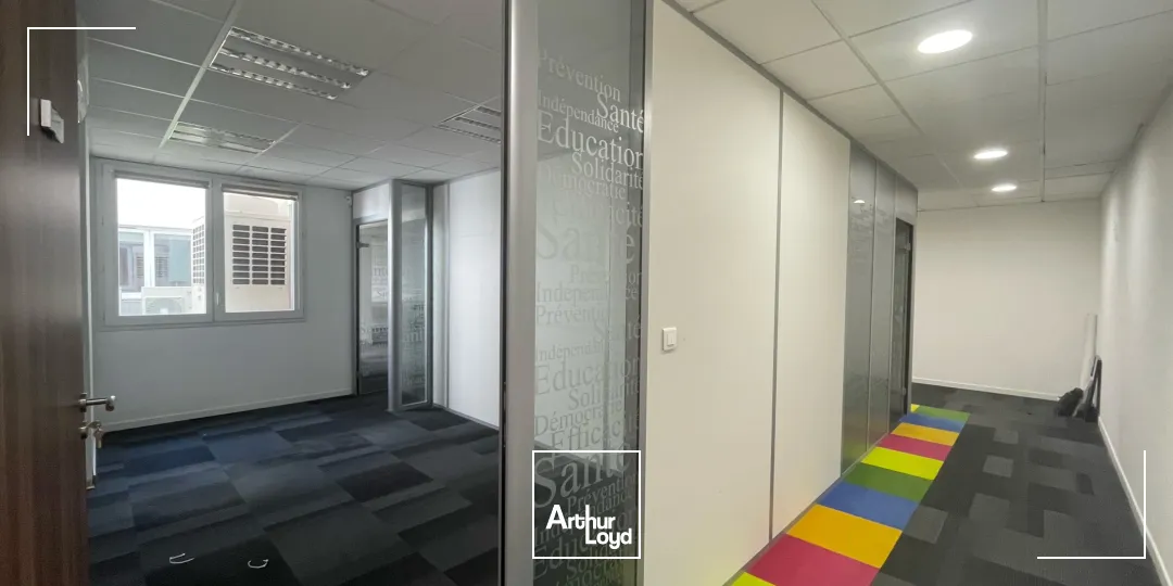 Bureaux - Location - NIMES - 30000 - 252.52-252.52 - 7777587