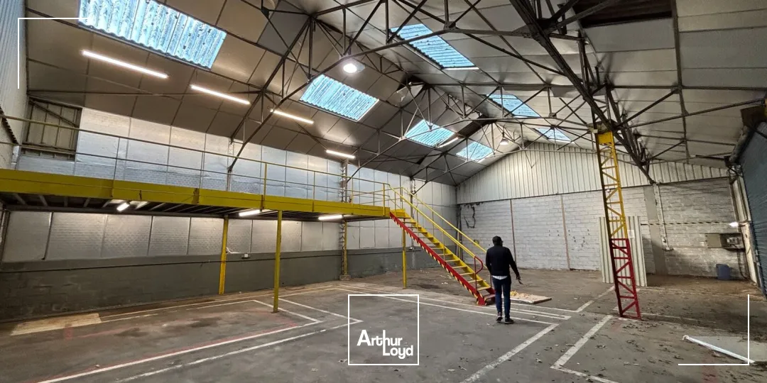 Locaux d'activité & Entrepôts - Location - NOTRE DAME DE BONDEVILLE - 76960 - 400-400 - 7777712