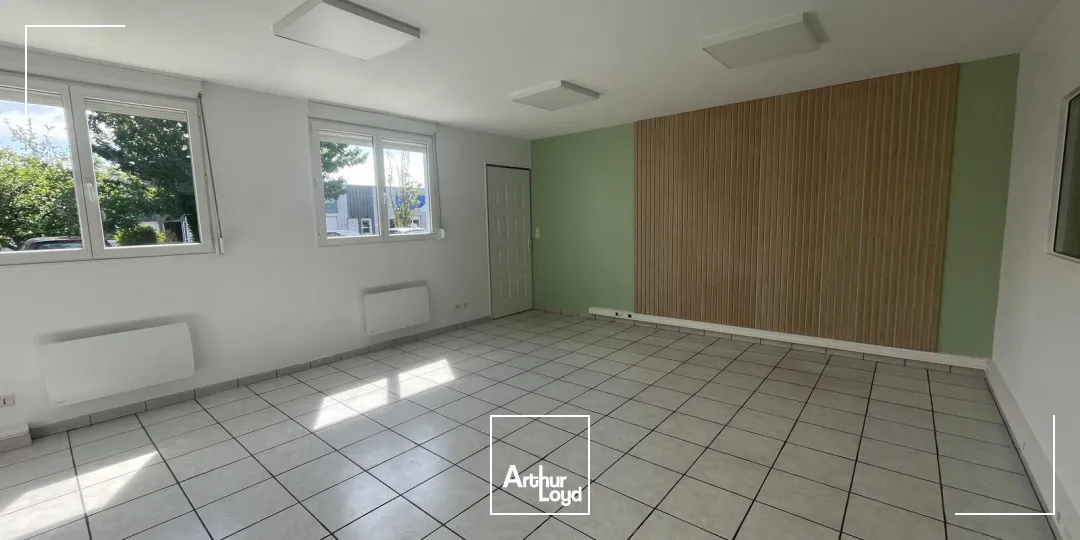 Bureaux - Location - LE VIEIL EVREUX - 27930 - 54-810 - 7777768