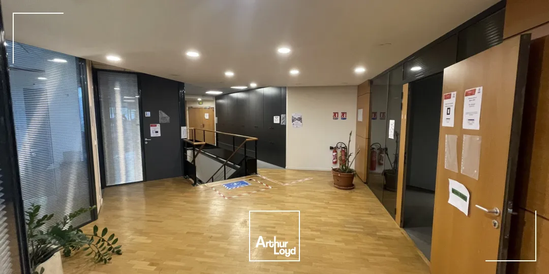 Bureaux - Location - OSNY - 95520 - 120-757 - 7777849