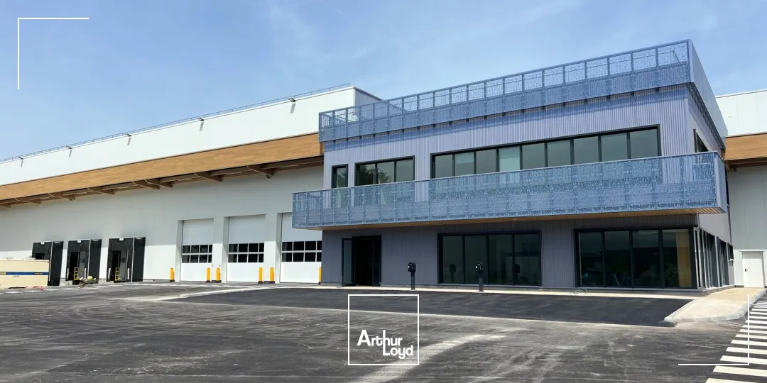 Locaux d'activité & Entrepôts - Location - TREMBLAY EN FRANCE - 93290 - 2482-5761 - 7777890