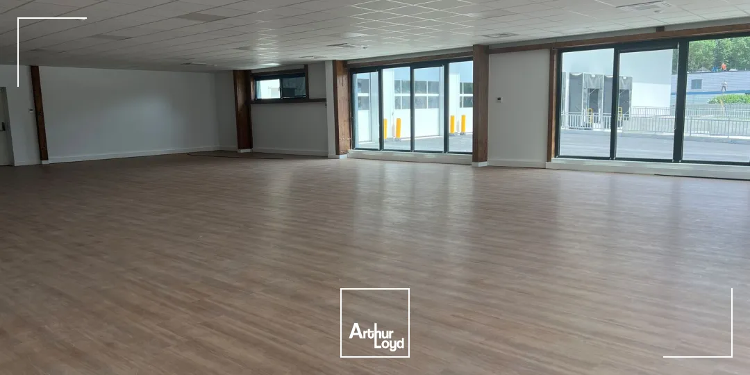 Locaux d'activité & Entrepôts - Location - TREMBLAY EN FRANCE - 93290 - 2482-5761 - 7777894