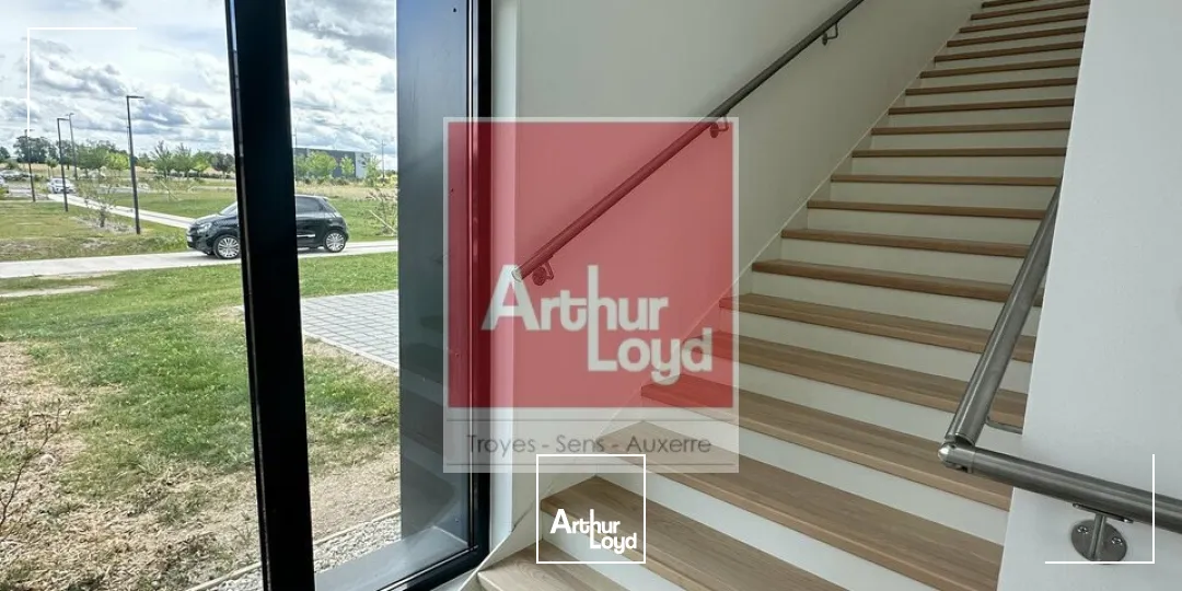 Bureaux - Location - SAINTE SAVINE - 10300 - 268.47-268.47 - 7778421