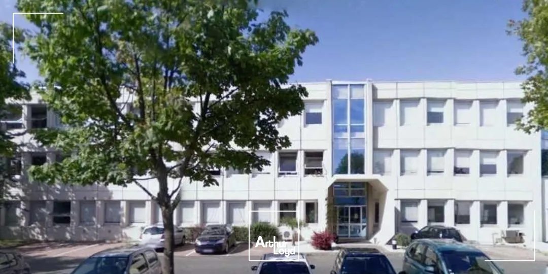 Locaux d'activité & Entrepôts - Vente - MONTIGNY LE BRETONNEUX - 78180 - 2039-2039 - 7778877
