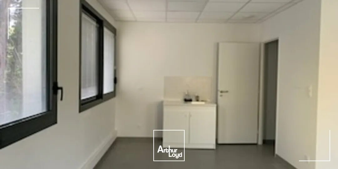 Bureaux - Location - AVIGNON - 84000 - 63.74-63.74 - 7779175