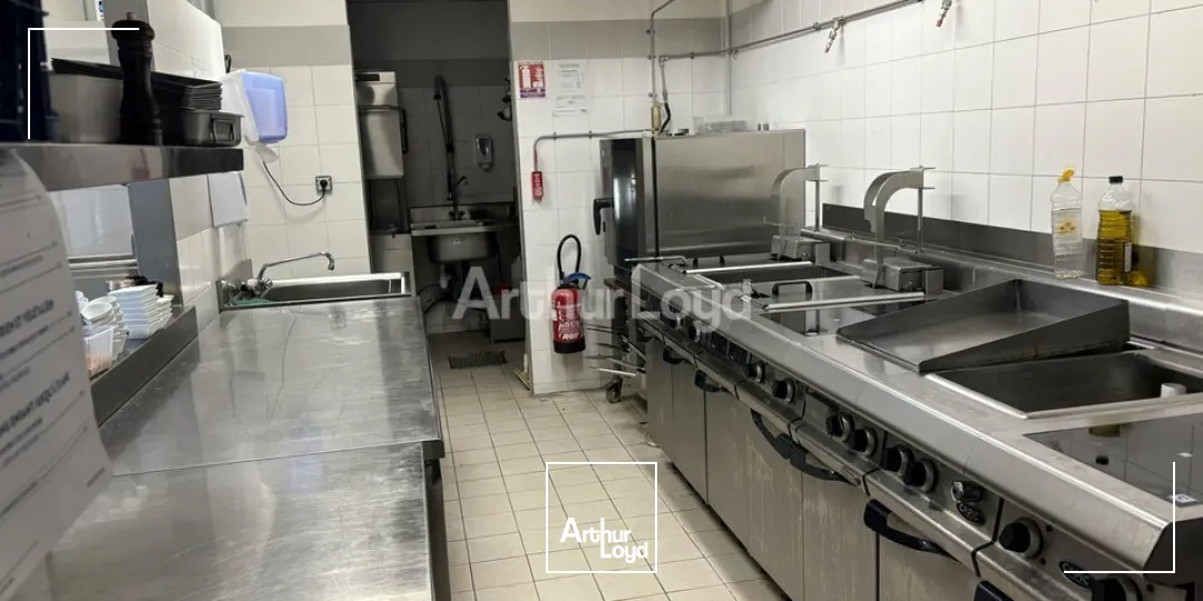 Locaux commerciaux - Cession - OSTWALD - 67540 - 12-12 - 7779232