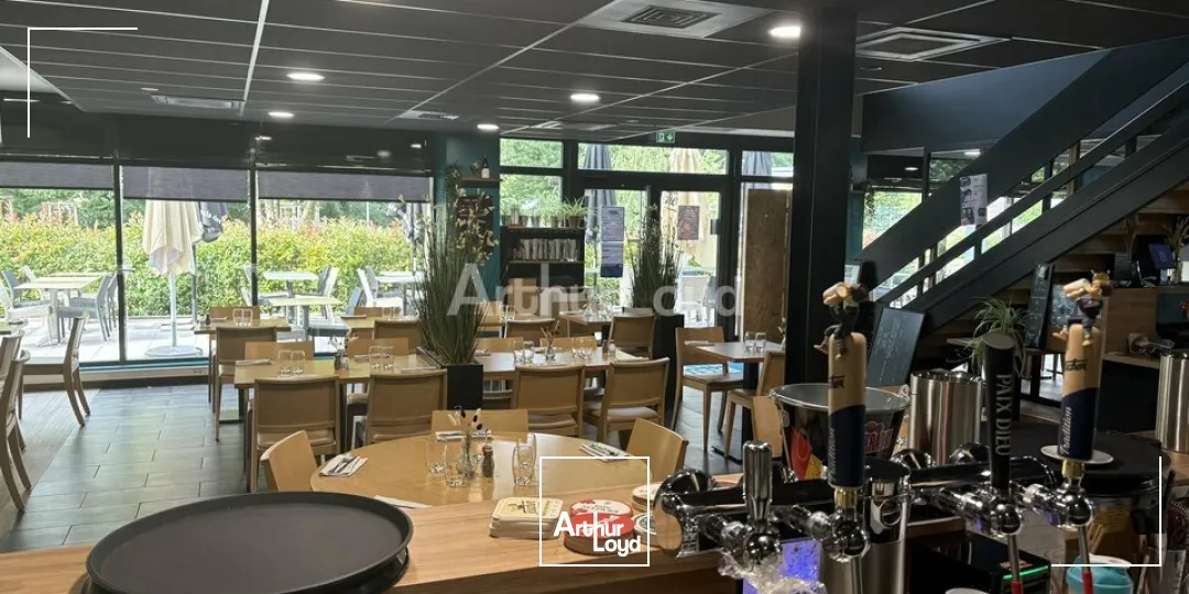 Locaux commerciaux - Cession - OSTWALD - 67540 - 12-12 - 7779224