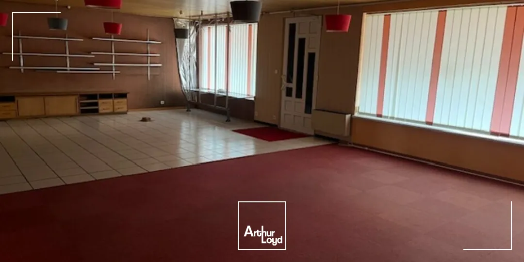 Locaux commerciaux - Location - SAINT-LOUIS - 68300 - 140-140 - 7779235