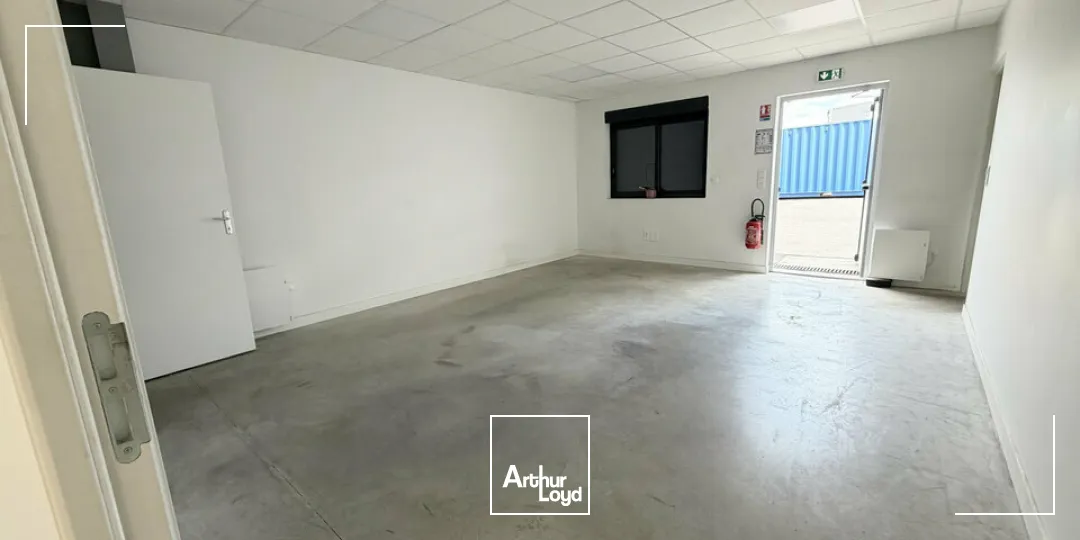 Locaux d'activité & Entrepôts - Location - CORMONTREUIL - 51350 - 480-480 - 7779327