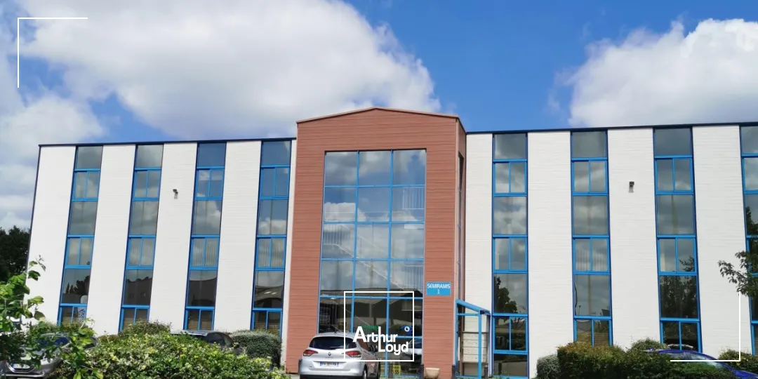 Bureaux - Location - VERN SUR SEICHE - 35770 - 107-932 - 7779471