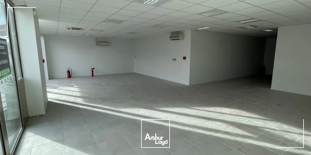 Locaux commerciaux - Location - VAL DE REUIL - 27100 - 133-133 - 7779758