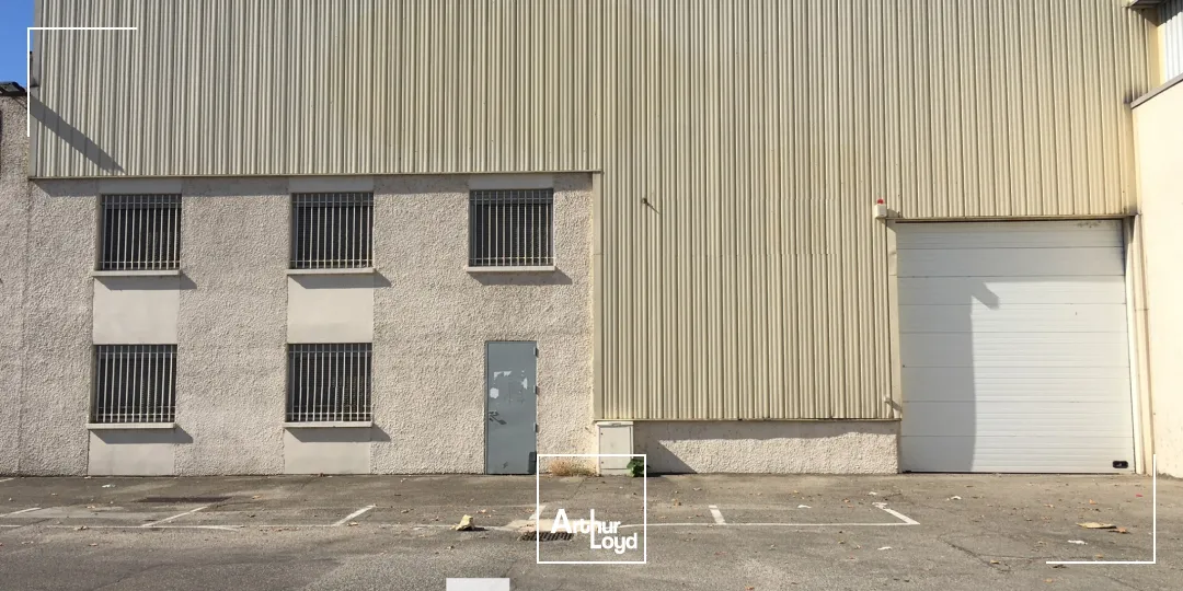 Locaux d'activité & Entrepôts - Location - VILLEURBANNE - 69100 - 416-416 - 7780056