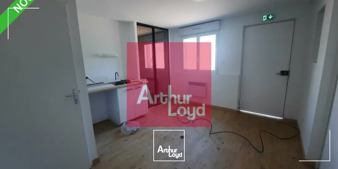Locaux d'activité & Entrepôts - Location - AUBIÈRE - 63170 - 300-300 - 7782101