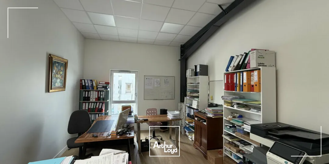 Bureaux - Vente - BIARD - 86580 - 32-32 - 7782244
