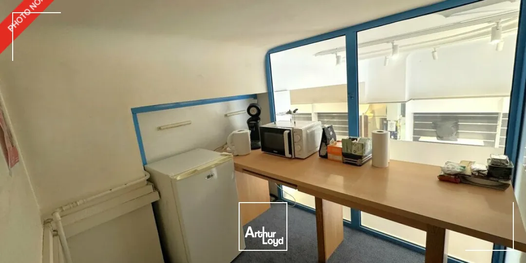 Locaux commerciaux - Location - TOURS - 37000 - 67.68-67.68 - 7782302