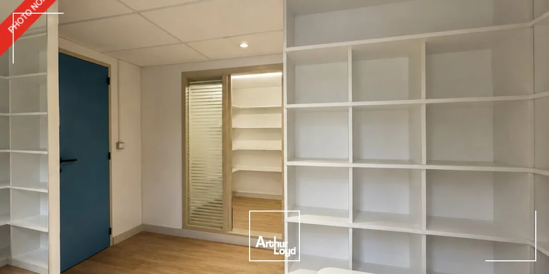 Locaux commerciaux - Location - TOURS - 37000 - 67.68-67.68 - 7782300